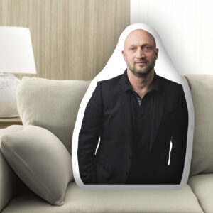 Подушка декоративная фигурная Гоша Куценко